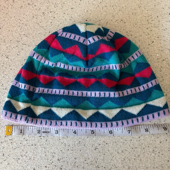 Patagonia Kids Beanie Hat Stocking Cap Winter Bright Colors Striped Fleece Lined - Picture 2 of 5